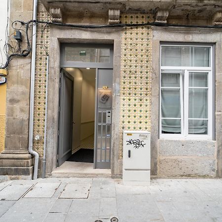 Escadaria 21 Apartment By House And People براغا المظهر الخارجي الصورة