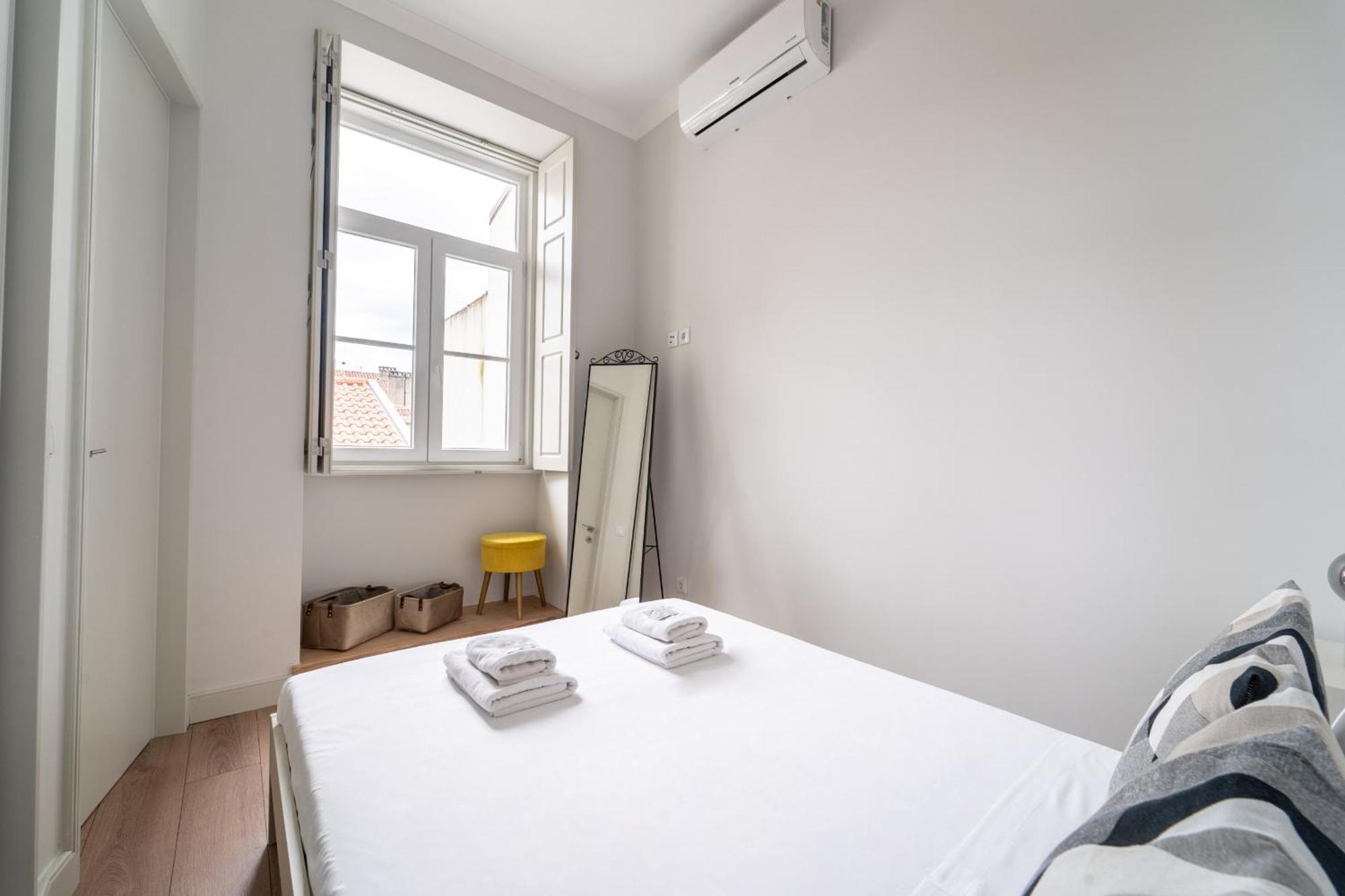 Escadaria 21 Apartment By House And People براغا المظهر الخارجي الصورة