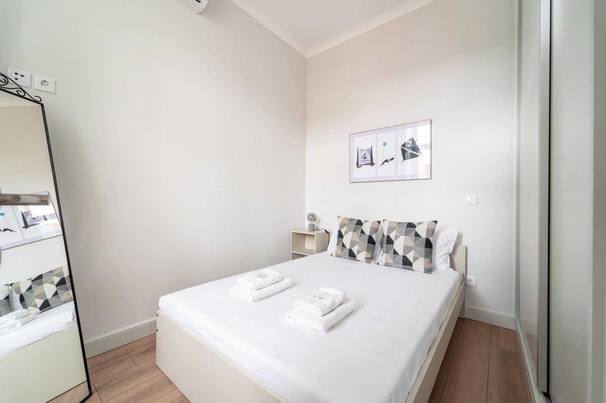 Escadaria 21 Apartment By House And People براغا المظهر الخارجي الصورة